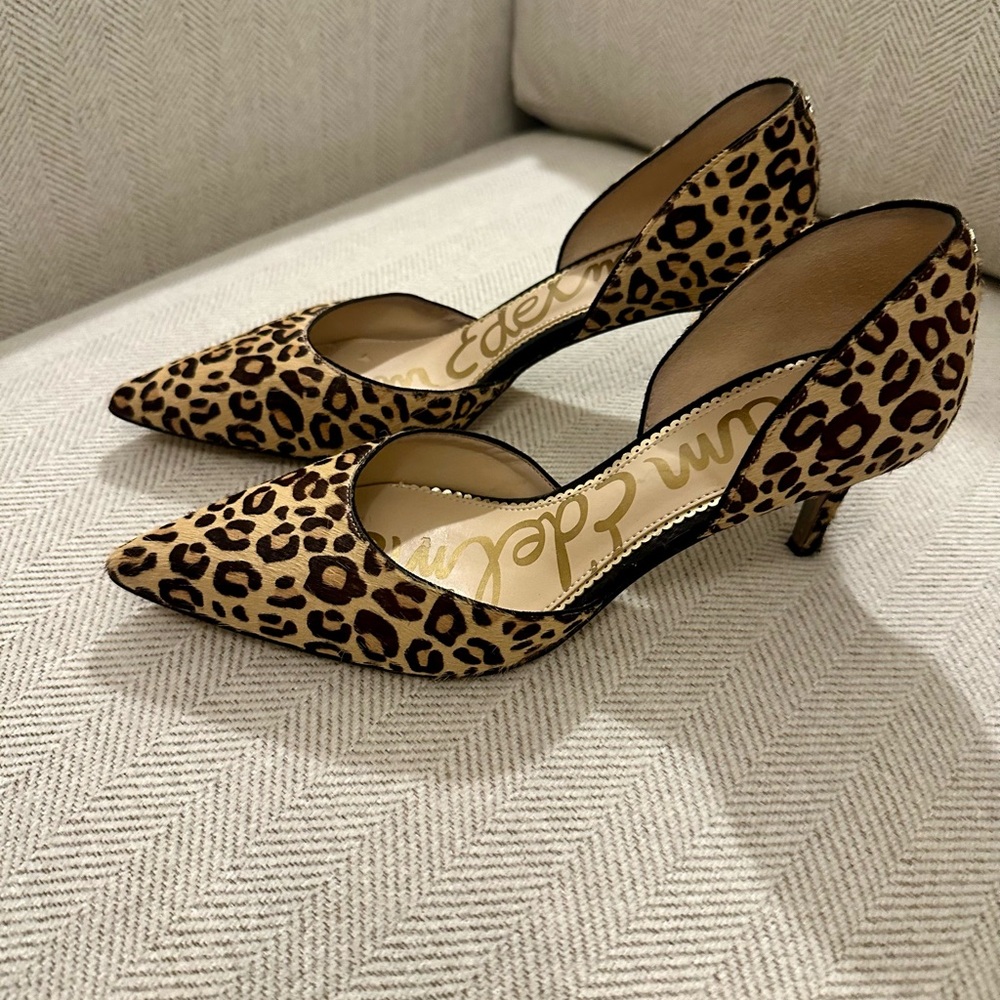 Sam Edelman Leopard Print Pointed Toe Heels - Picture 2 of 9